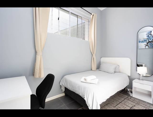 4 BEDROOM HOUSE TO LET IN OBSERVATORY